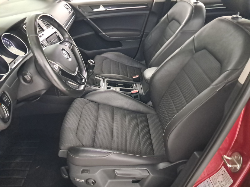 Volkswagen Golf, 2015