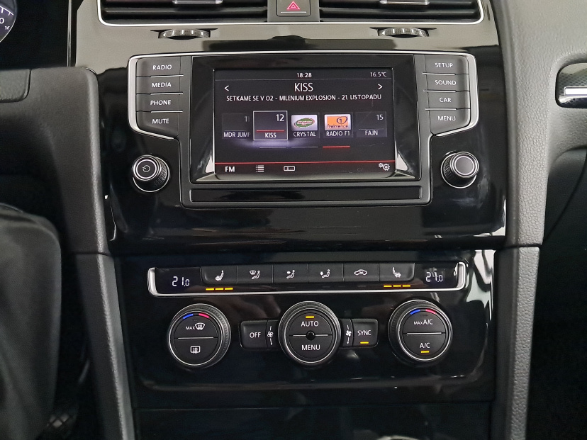 Volkswagen Golf, 2015