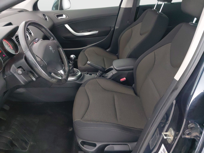 Peugeot 308, 2013