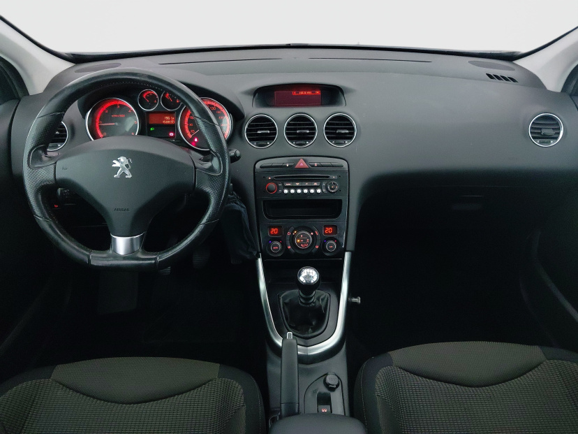 Peugeot 308, 2013