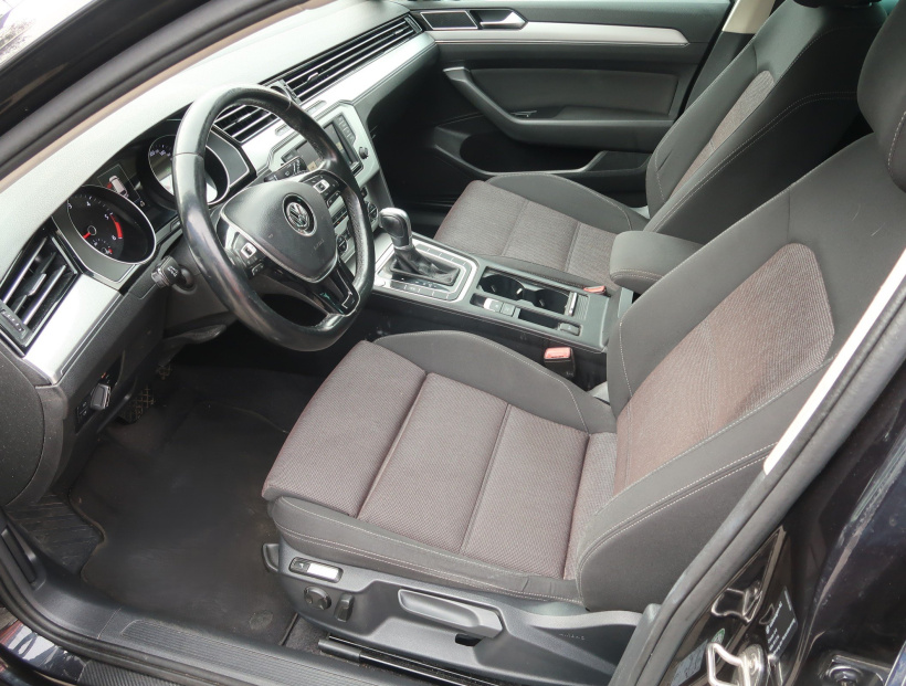 Volkswagen Passat, 2017
