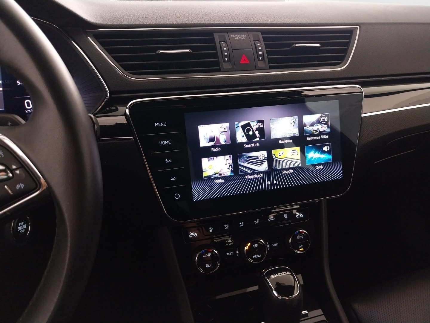 Škoda Superb - 2023