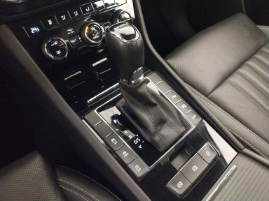 Škoda Superb - 2023