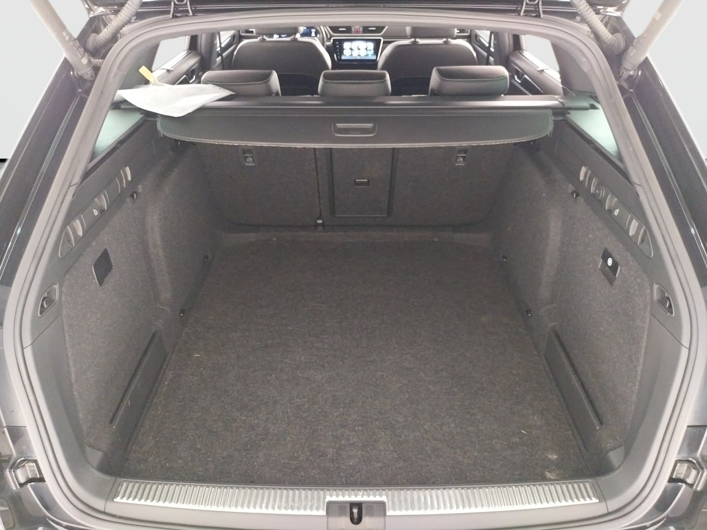 Škoda Superb - 2023
