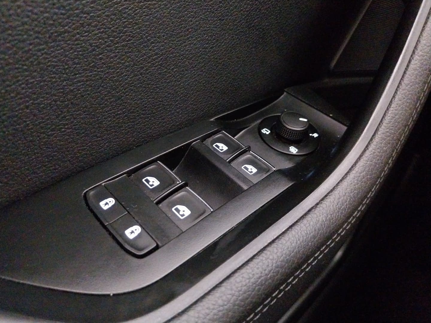 Škoda Superb - 2023
