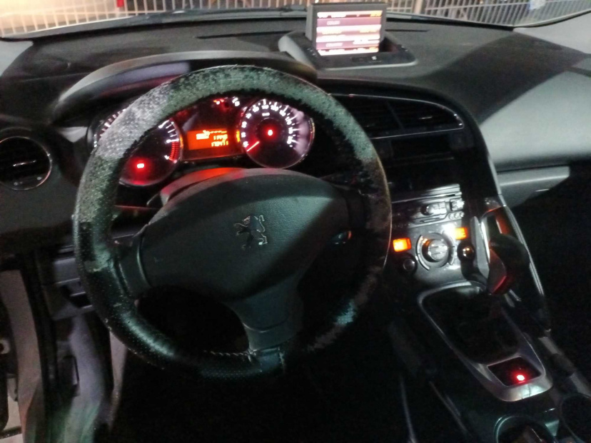 Peugeot 3008, 2012