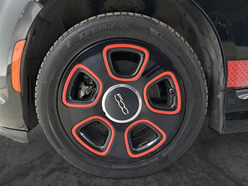 Fiat 500e, 2014
