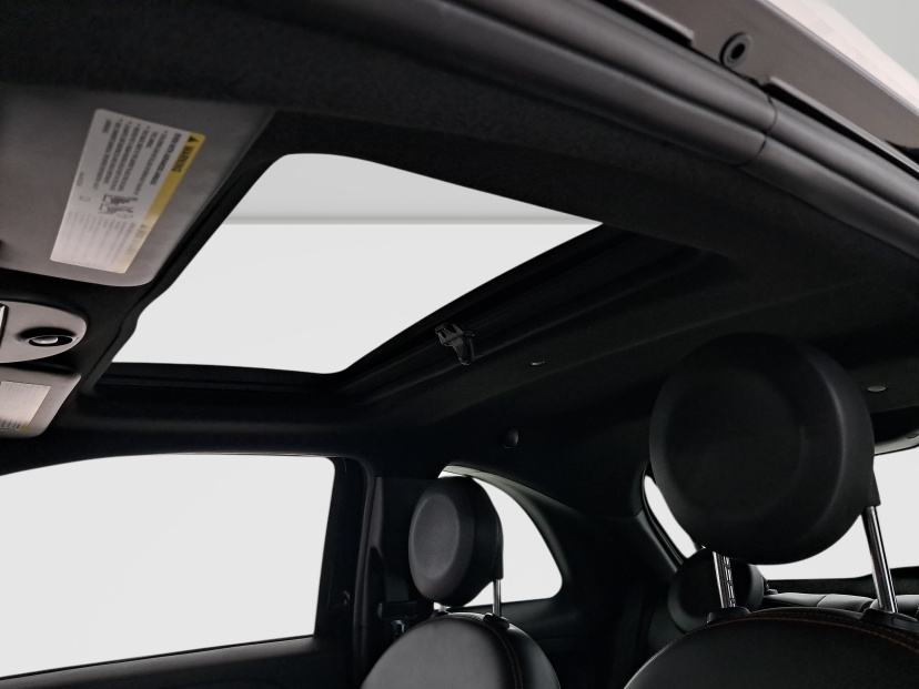 Fiat 500e, 2014