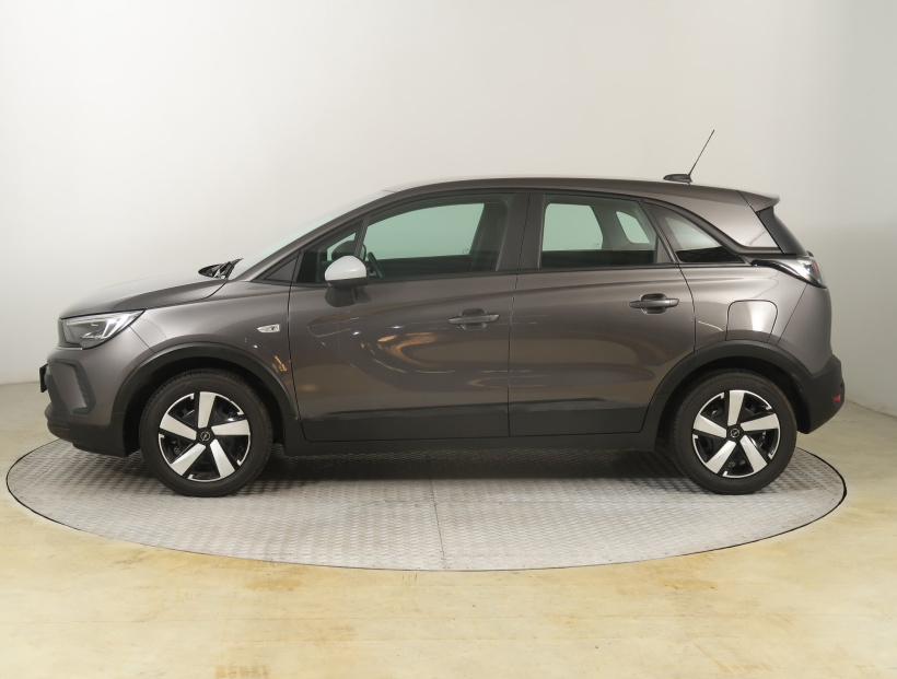 Opel Crossland, 2021