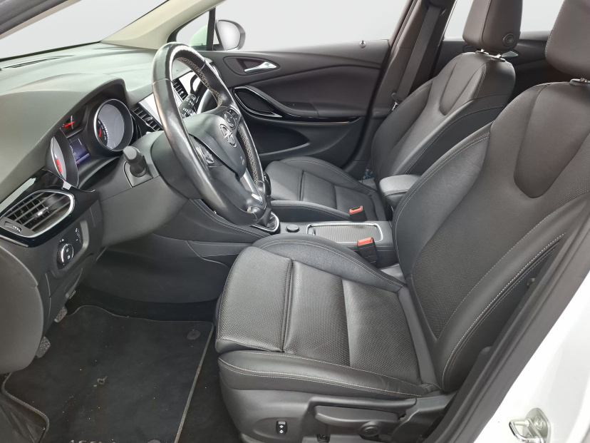Opel Astra, 2019
