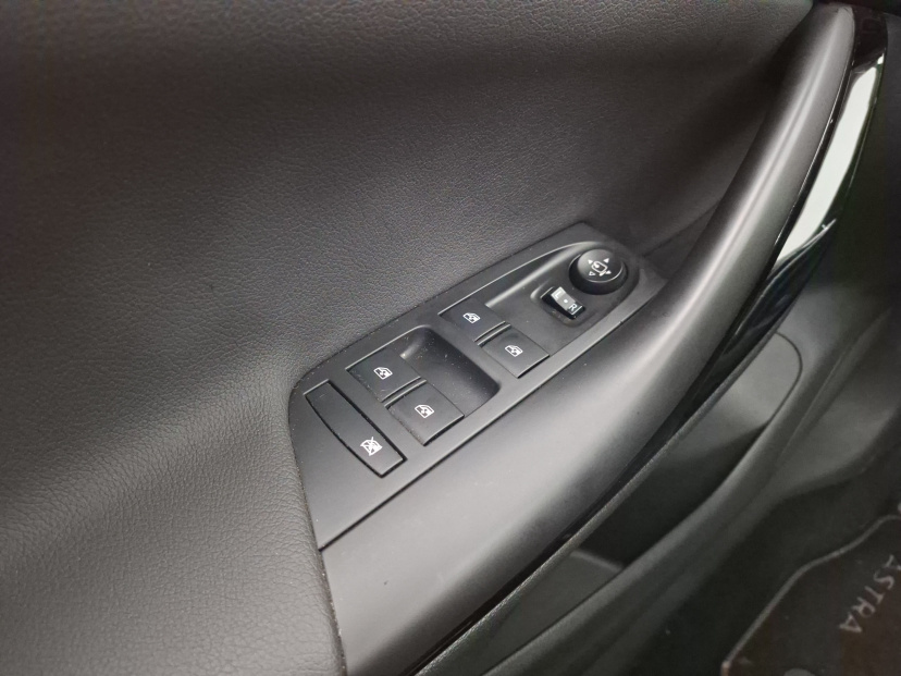Opel Astra, 2019