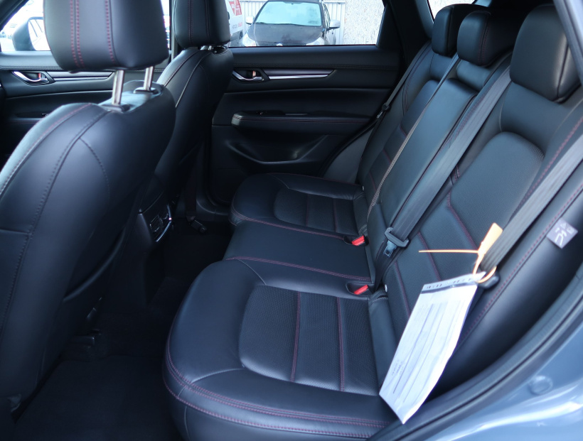 Mazda CX-5, 2023
