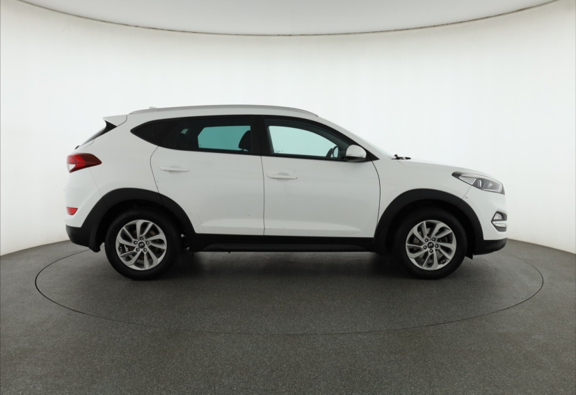 Hyundai Tucson, 2016