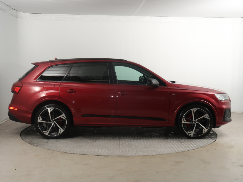 Audi Q7, 2022