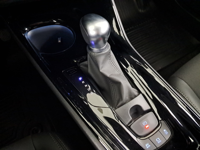 Toyota C-HR, 2023
