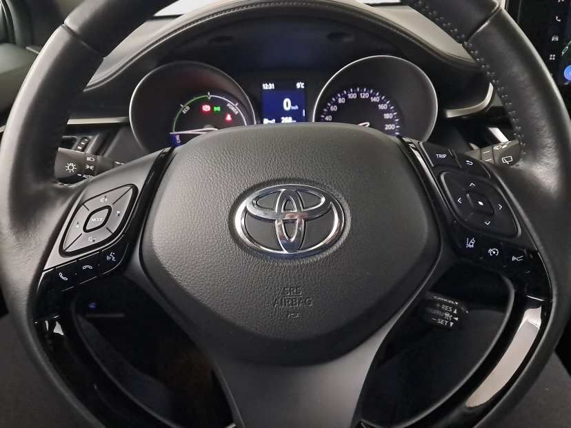 Toyota C-HR, 2023
