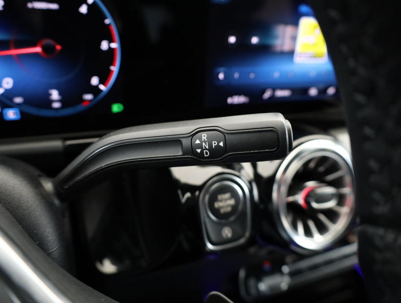 Mercedes-Benz GLA, 2022