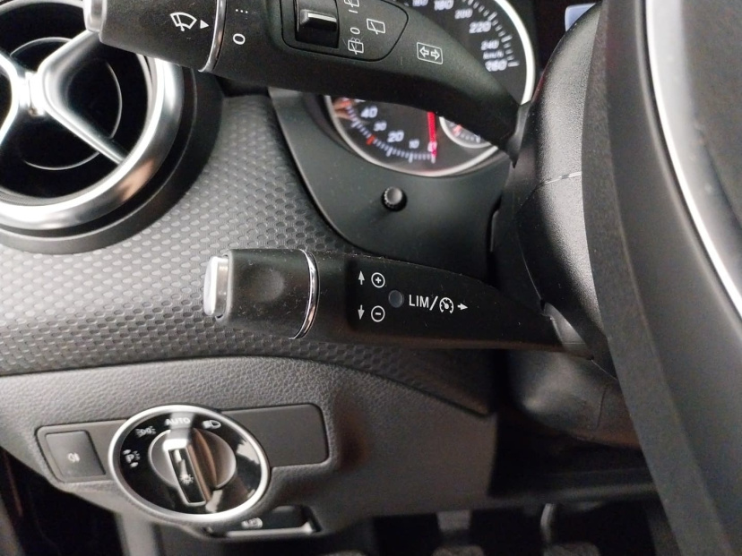 Mercedes-Benz A, 2016