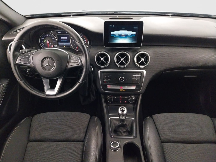 Mercedes-Benz A, 2016