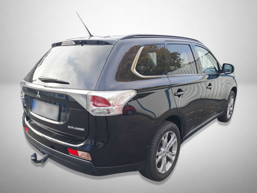 Mitsubishi Outlander, 2013