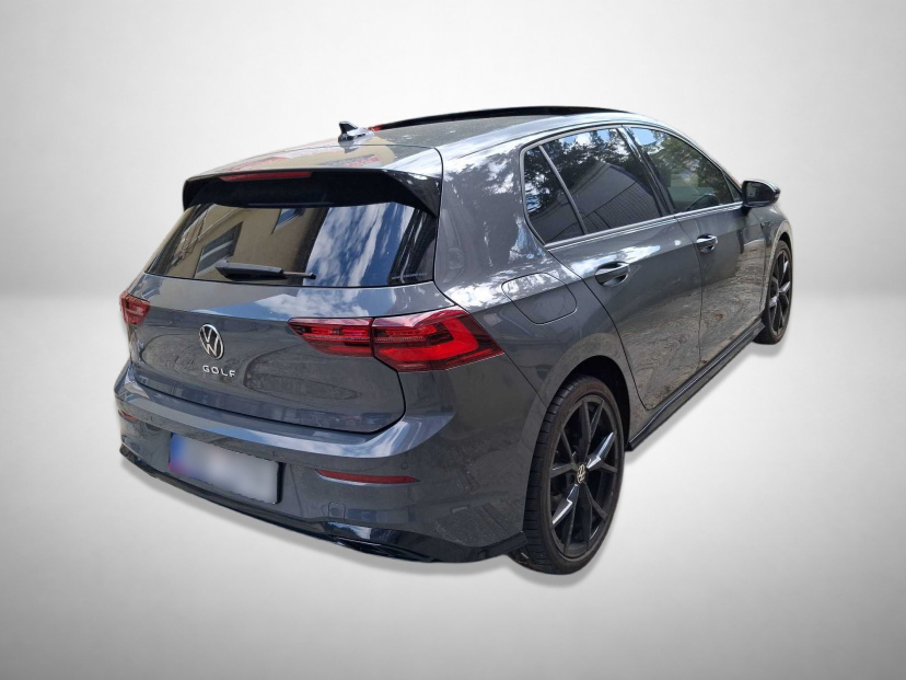 Volkswagen Golf, 2022