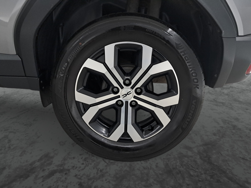 Dacia Duster, 2025