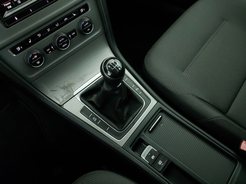 Volkswagen Golf, 2014