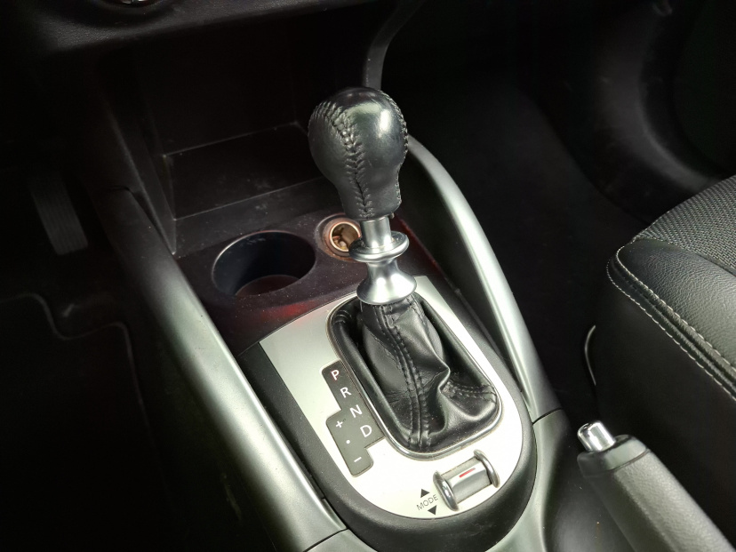 Mitsubishi Outlander, 2011