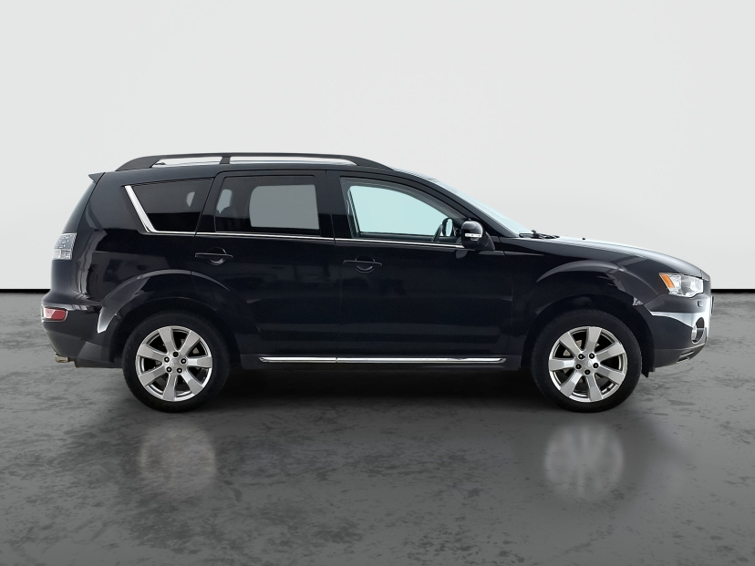 Mitsubishi Outlander, 2011