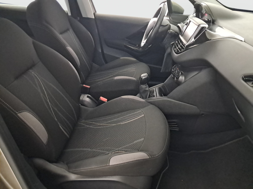 Peugeot 208, 2014