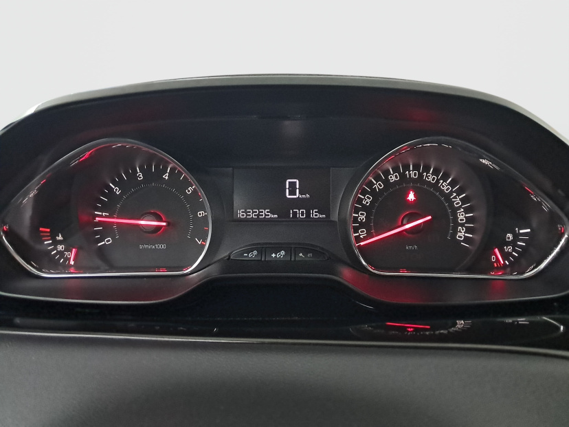 Peugeot 208, 2014