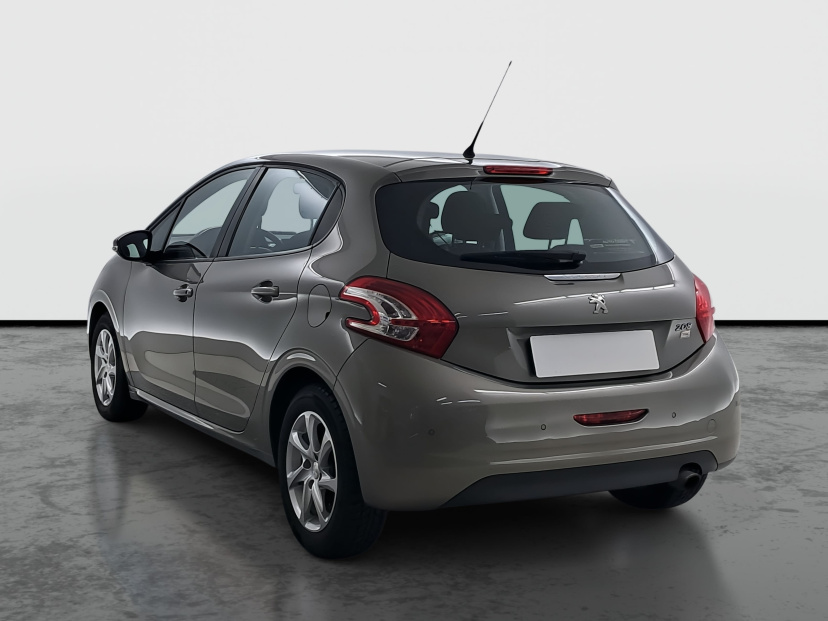 Peugeot 208, 2014