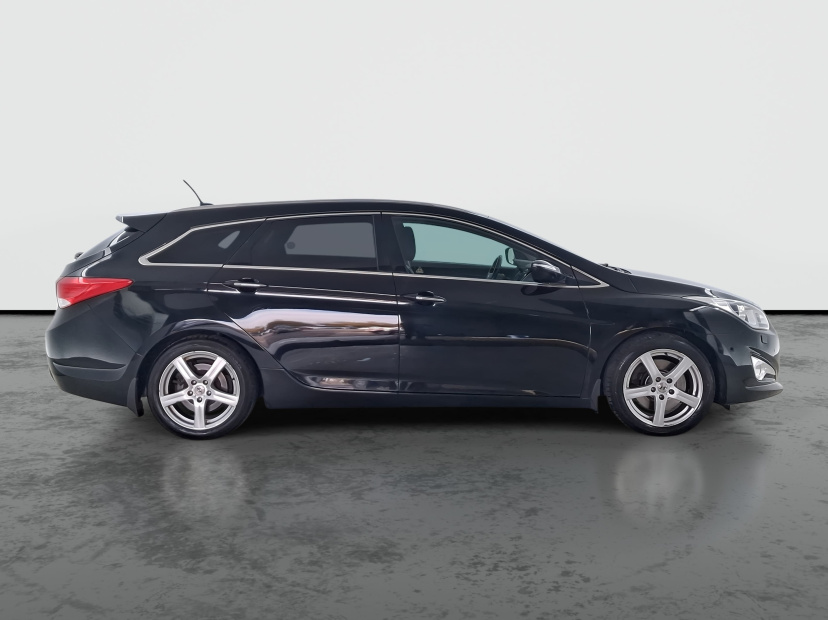 Hyundai i40, 2012