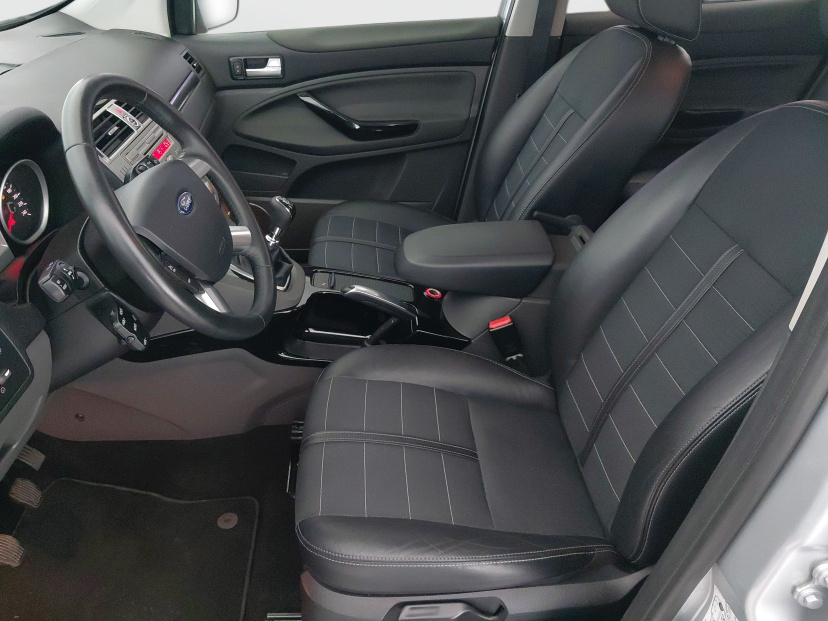 Ford Kuga, 2012