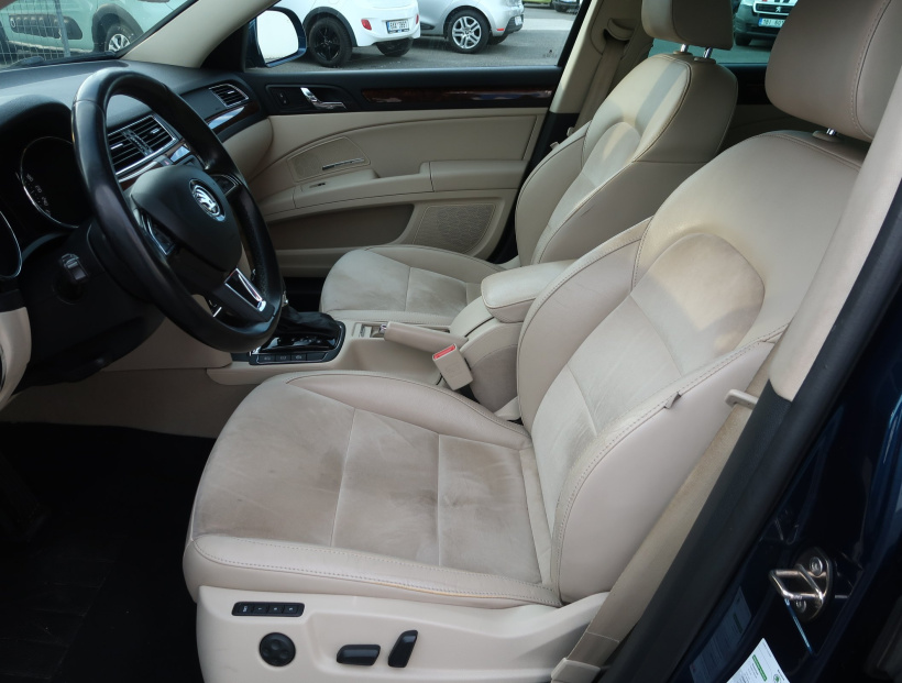 Škoda Superb, 2014