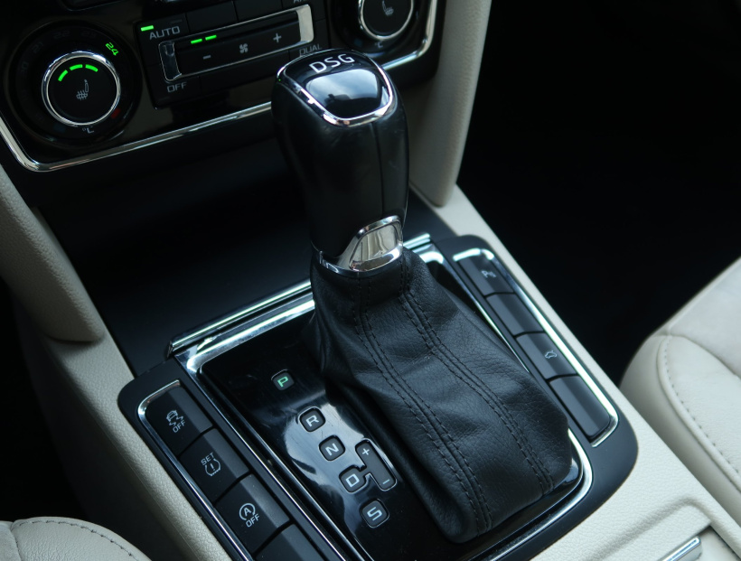 Škoda Superb, 2014