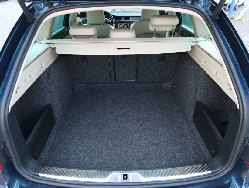Škoda Superb, 2014