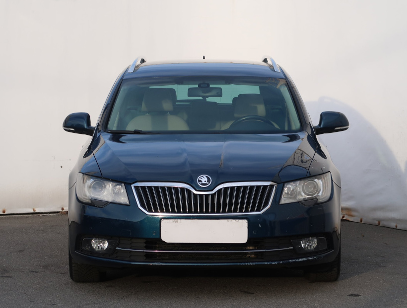 Škoda Superb, 2014