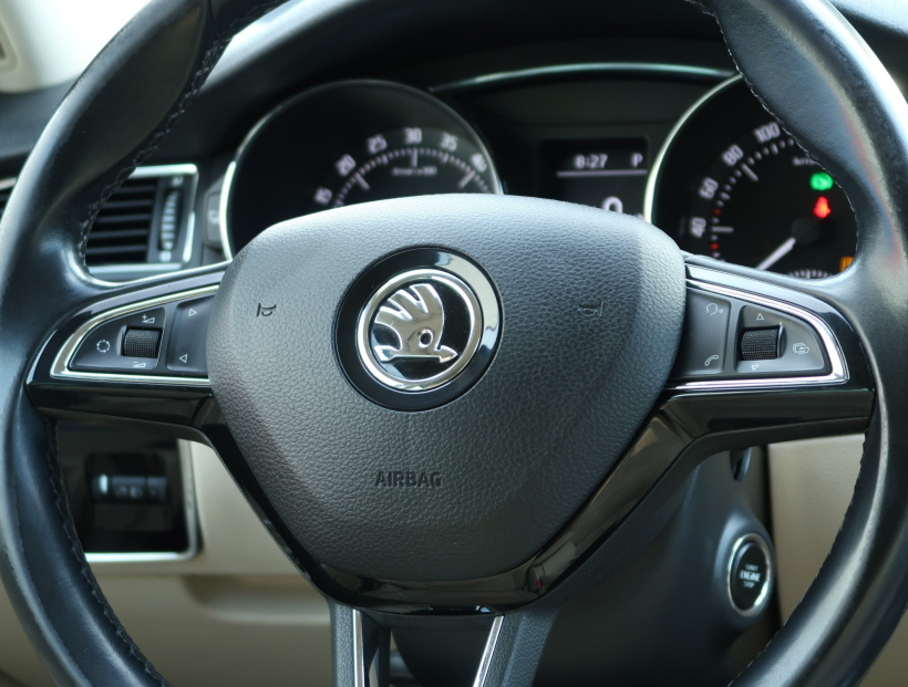 Škoda Superb, 2014