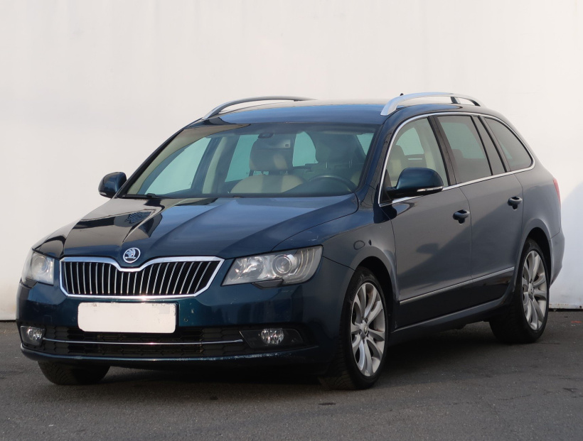 Škoda Superb, 2014