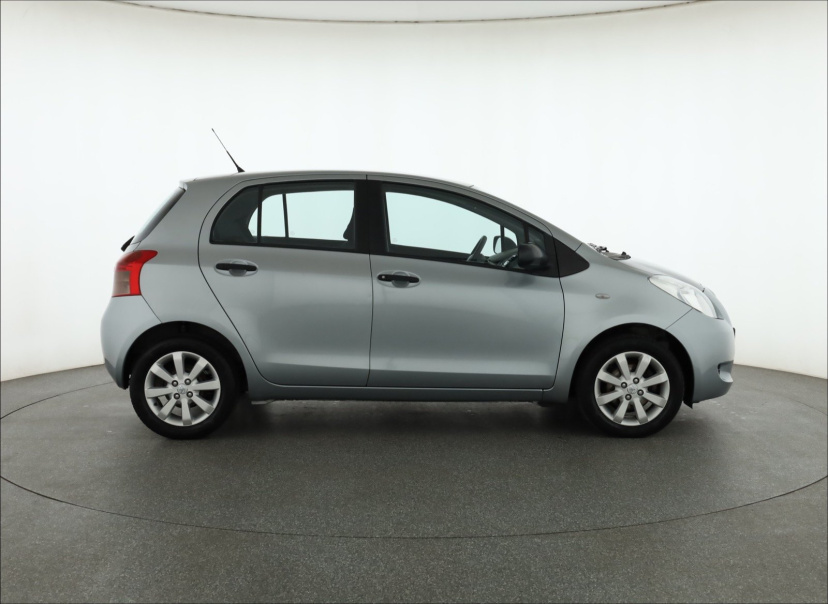 Toyota Yaris, 2009