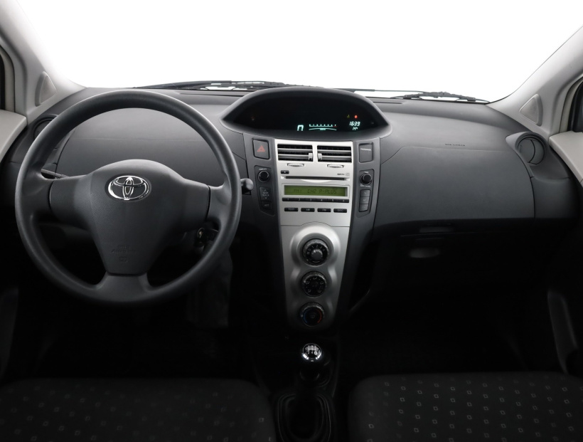 Toyota Yaris, 2009