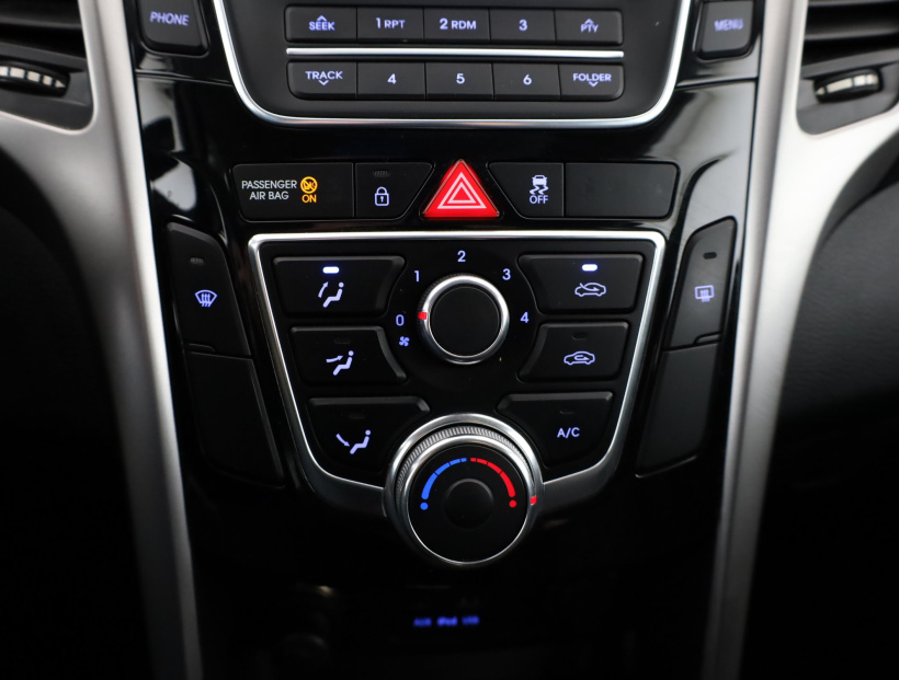 Hyundai i30, 2015