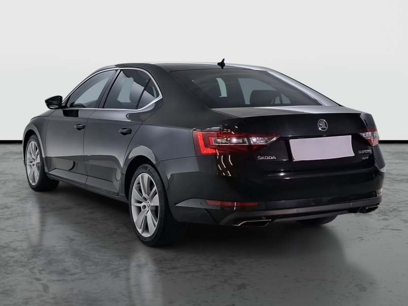 Škoda Superb, 2015