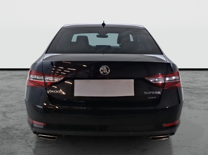 Škoda Superb, 2015