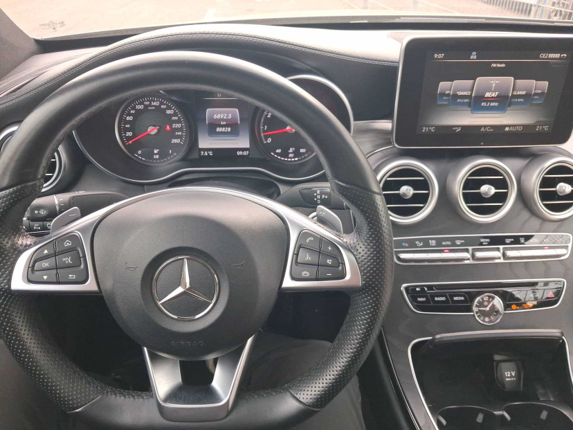 Mercedes-Benz C, 2016