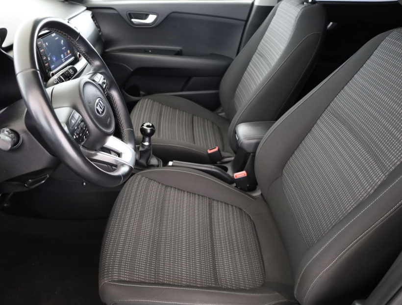 Kia Stonic, 2018