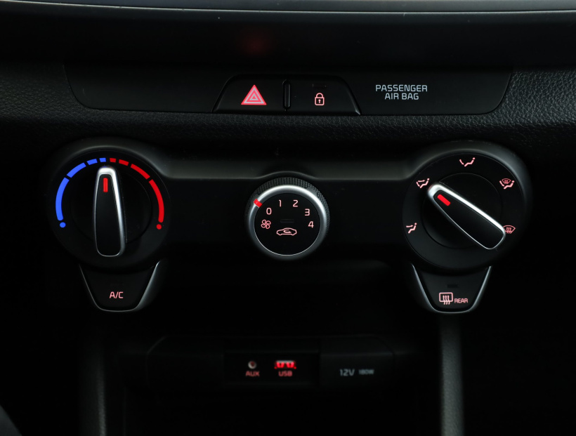 Kia Stonic, 2018