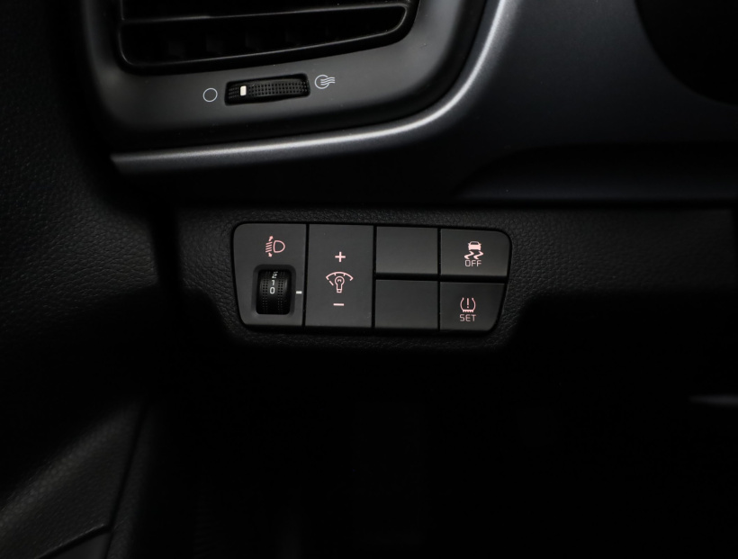 Kia Stonic, 2018