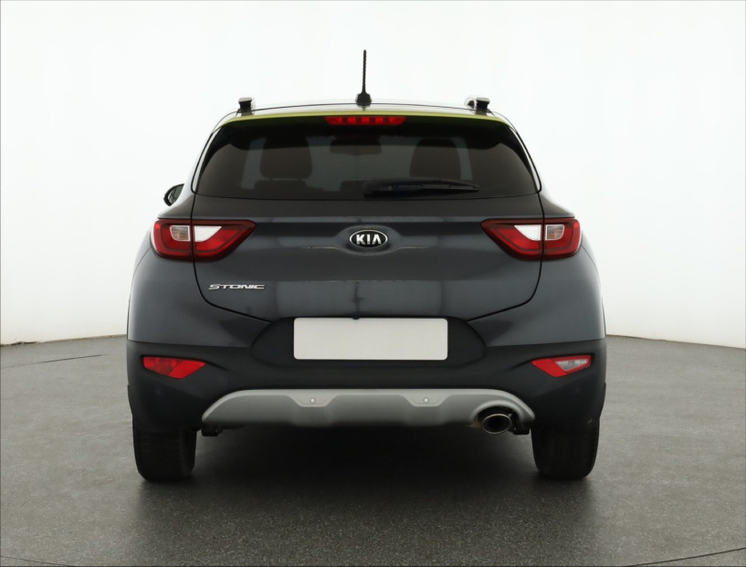 Kia Stonic, 2018